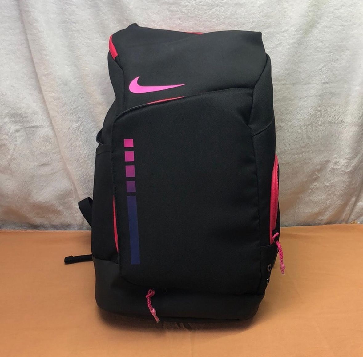 allintitle:backpack essentials for travelling 42 Litre Travel Backpack main image 1