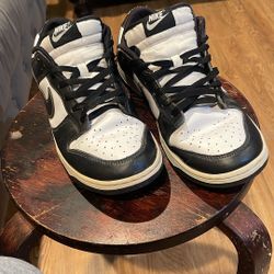 Black And White Nikies