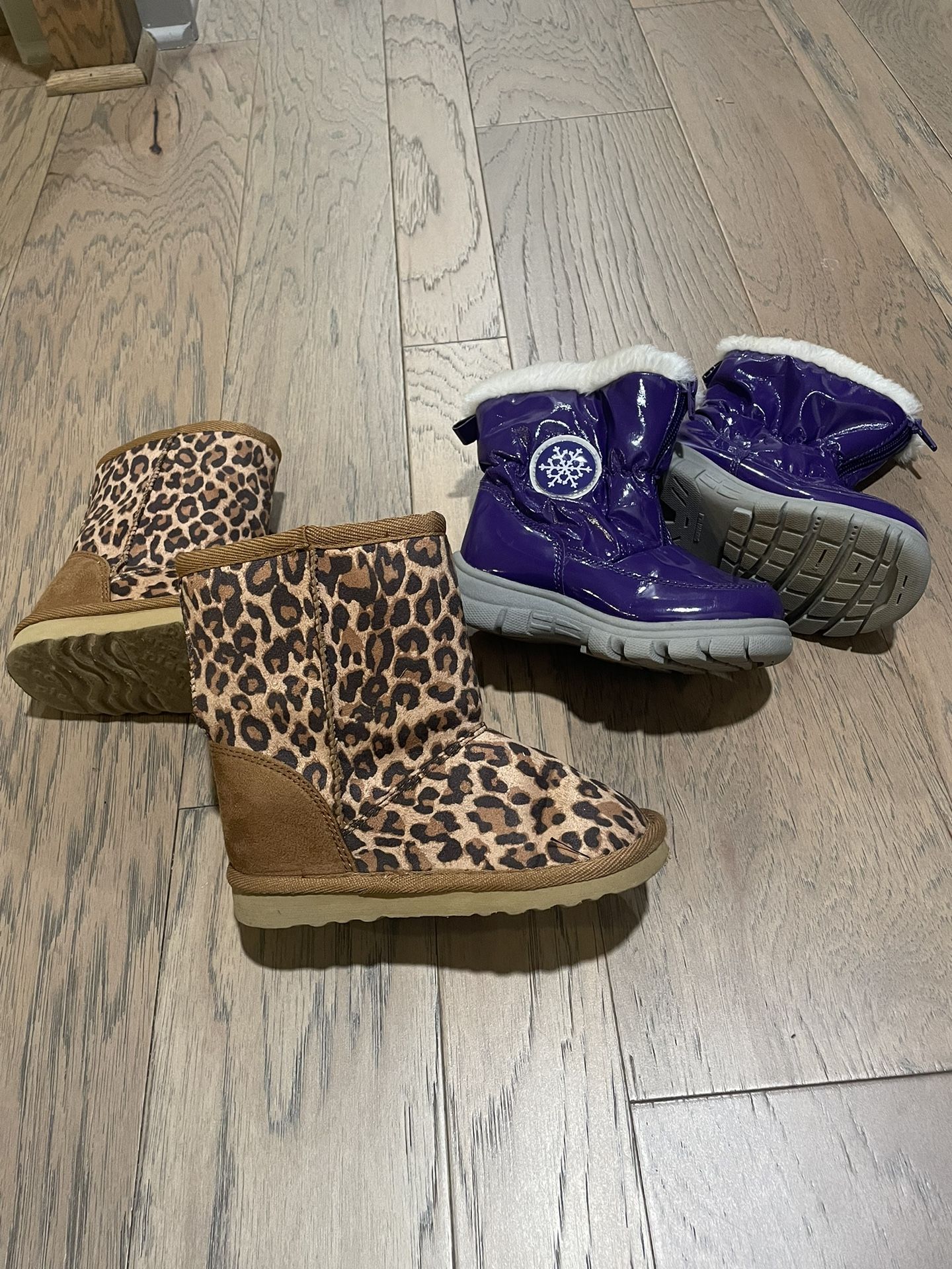 Kids Boots Snow Boots Size 9 $6 Each