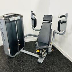 Matrix G7 Commercial Pec Fly Machine - Gym Equipment
