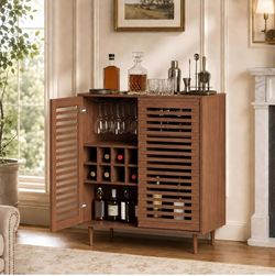 Mid Century Bar Cabinet with Wine Racks, Modern Liquor Cabinet with Slatted Doors for Dining Room, Living Room (Walnut Color)