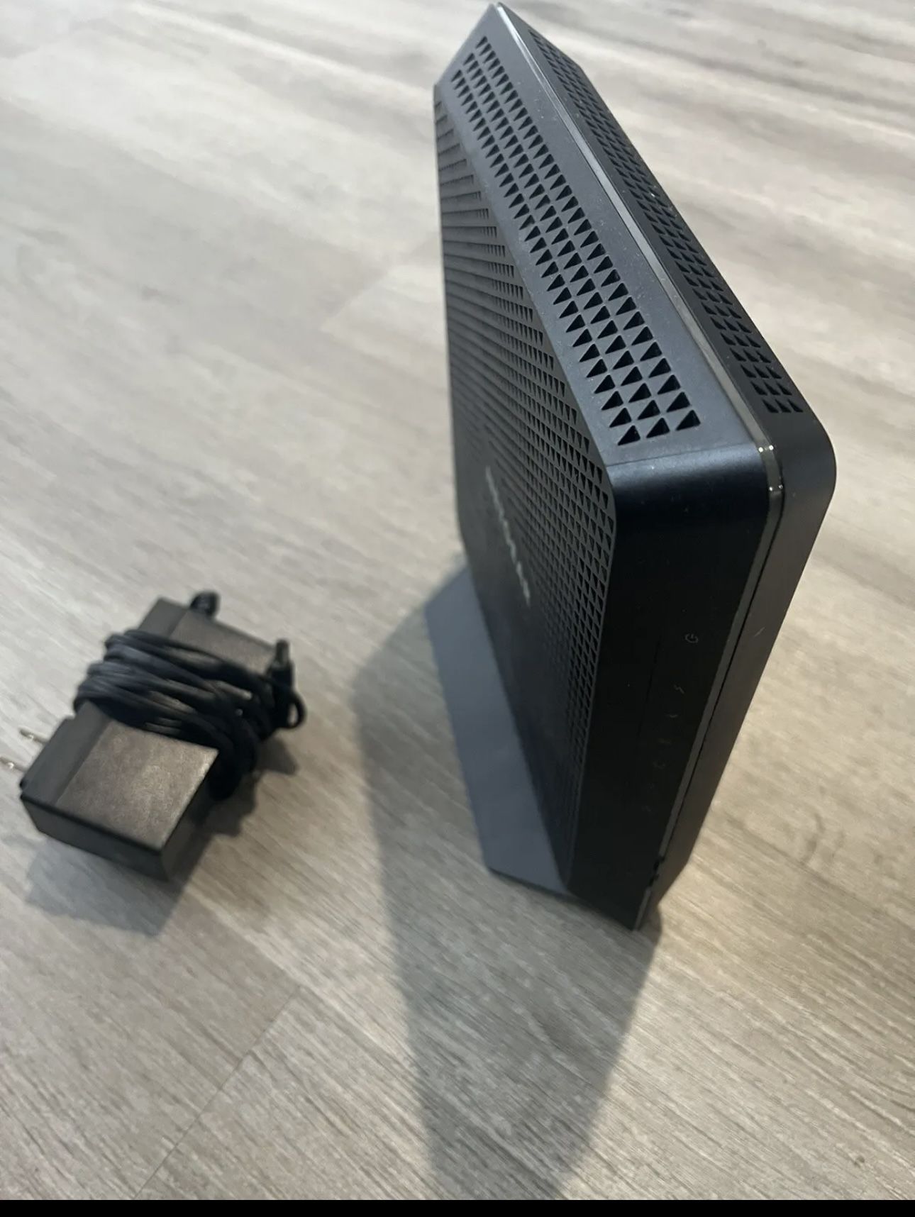 NETGEAR Nighthawk Dual Band AC1900 Cable Modem Router - Black (C6900-100NAS)