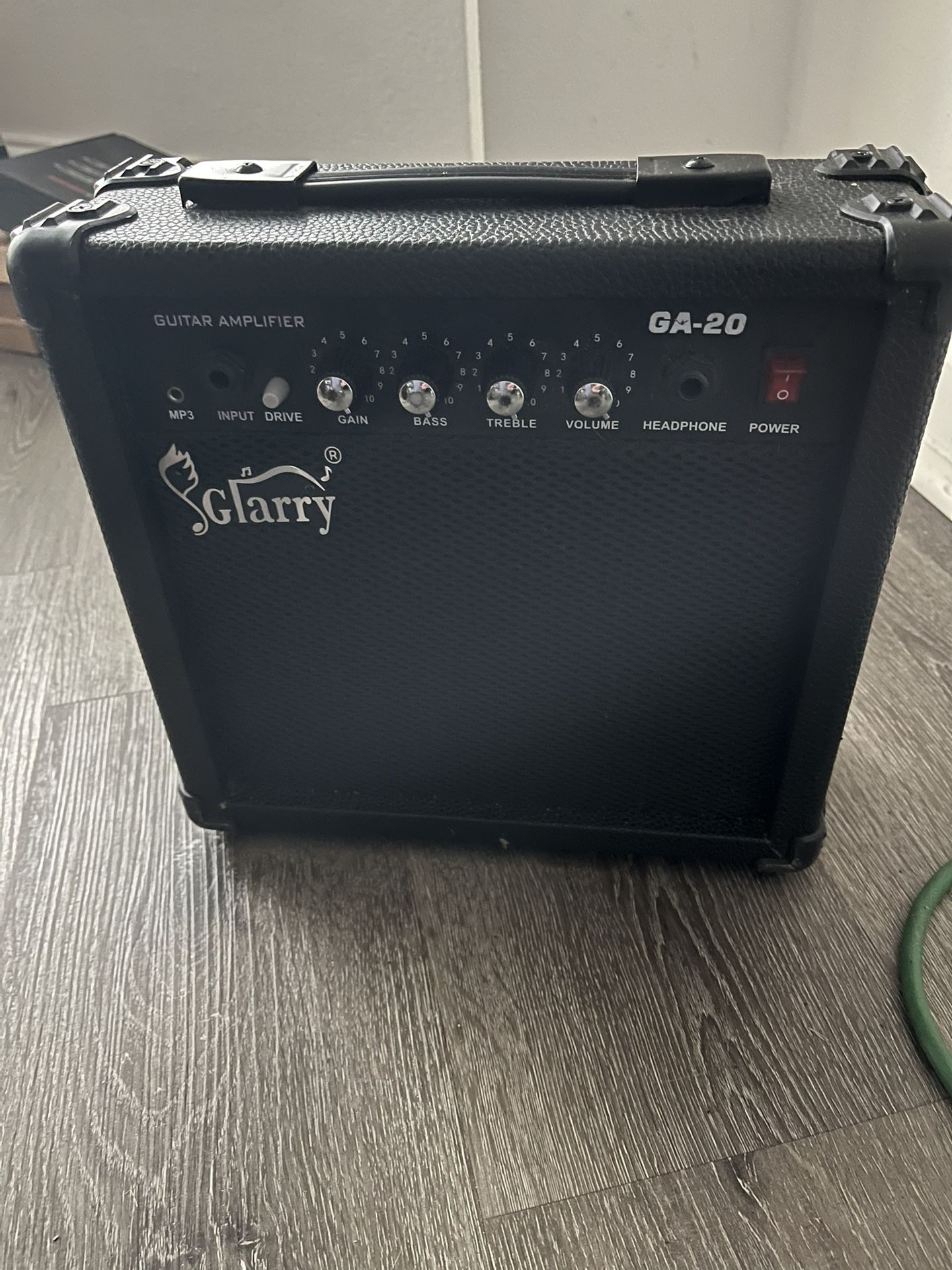 Electric Guitar Amplifier