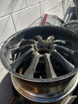 22 Inch Black Rims 6 Lugs