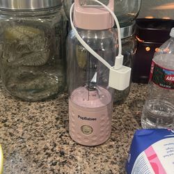 Portable blender