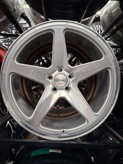 22" GIOVANNA WHEELS WITH TIRES