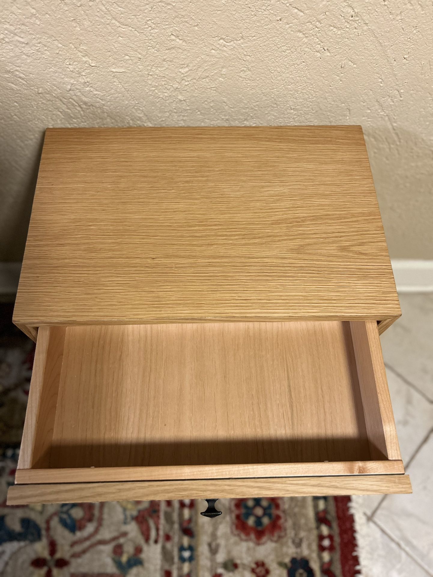 Solid White Oak End Table/night Stand