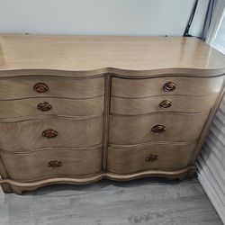 Vintage, High-end 6 Drawer Dresser