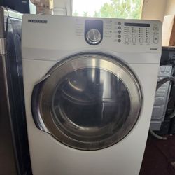 Una Lavadora Una Secadora SAMSUNG Cuatro Meses De Garantia Se Yeva Adomisilio
