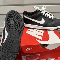 6.5 Youth Nike Dunks 