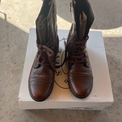 Brown Boot