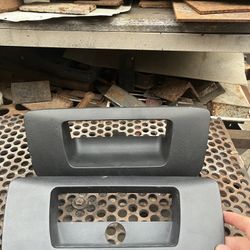 Tailgate Door Handle Chevy Silverado and GMC Sierra