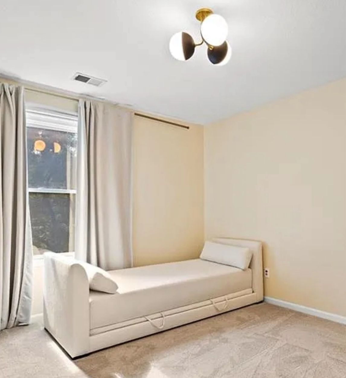 Pottery Barn - Luna Day Bed 