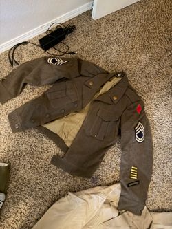 Ww2 uniform and medals
