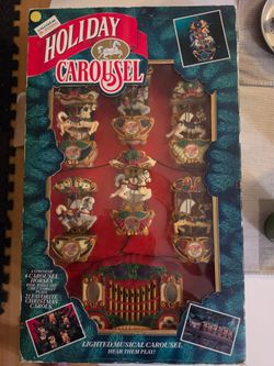 Mr. Christmas Holiday Carousel Lighted Musical Ornaments Vintage New in the box