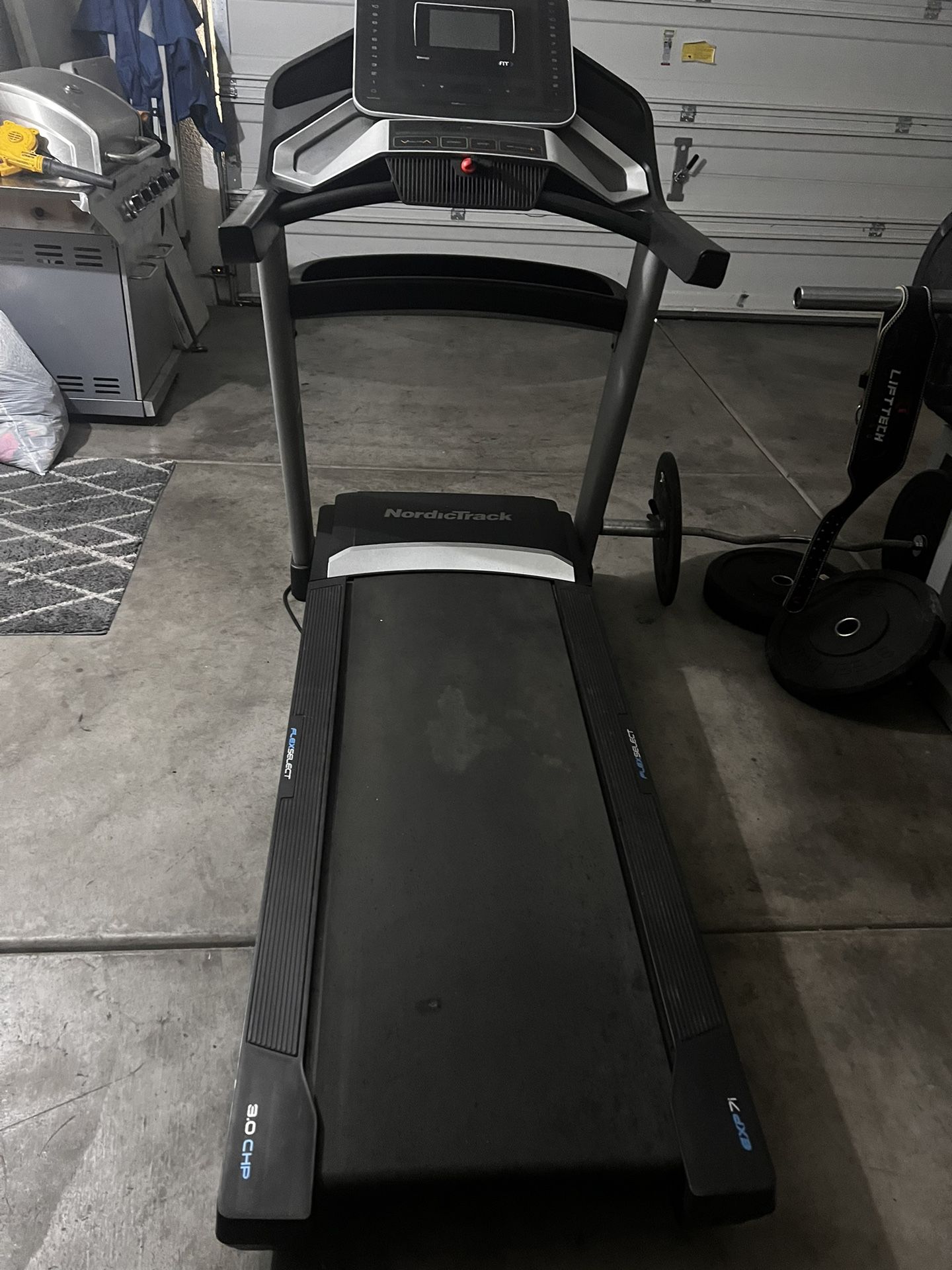 Treadmill For Sale 