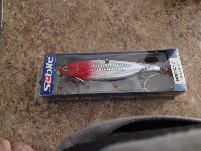 Sebile 5 0z Jig. White Pearles Sides À Big Red Head