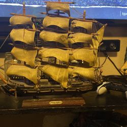 Fragata Espanol Ano 1780 And Cabbage Patch Kids Doll