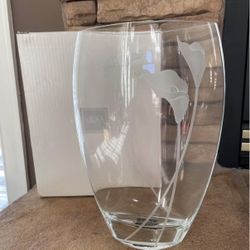 New Mikasa Vase