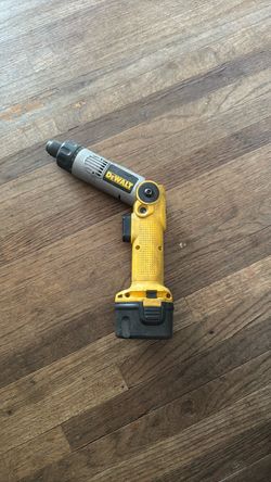 DeWalt Cordless Right Angle Drill