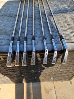 Wilson Staff DYNAPOWER 2 iron - 9 iron, excluding 8 iron