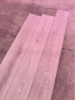 Vinyl planks