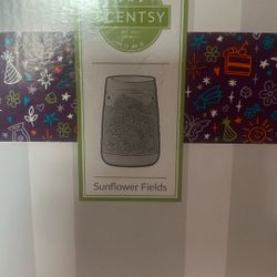 Sunflower Fields Scentsy Warmer
