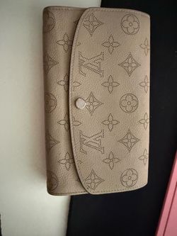 Louis Vuitton Iris Long Wallet