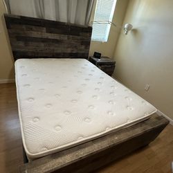 Ashley Queen Bed Set 