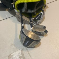 Top Flite Left Handed Kids Golf Clubs Set 5 With Bag. 