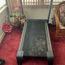 Nordic track Treadmill