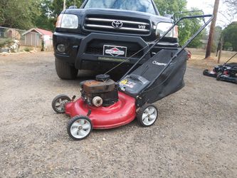 STRONG RUNNING BAGGER MOWER FOR SALE!