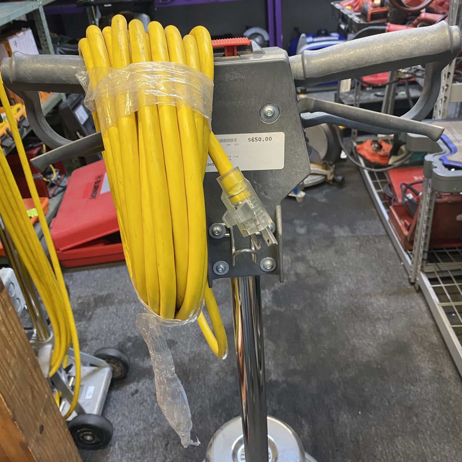Advance Pacesetter 17 HD Floor Machine Pad Not Included for Sale in