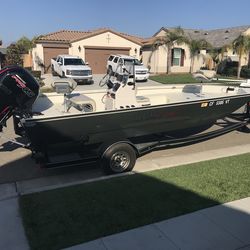 2022 Alumacraft 20 Bay Fishing Boat