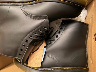 Dr Martens 1460 SLIP RESISTANT Leather Lace Up Boots
