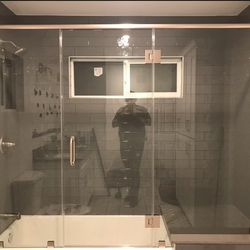 Frameless Shower enclosure 