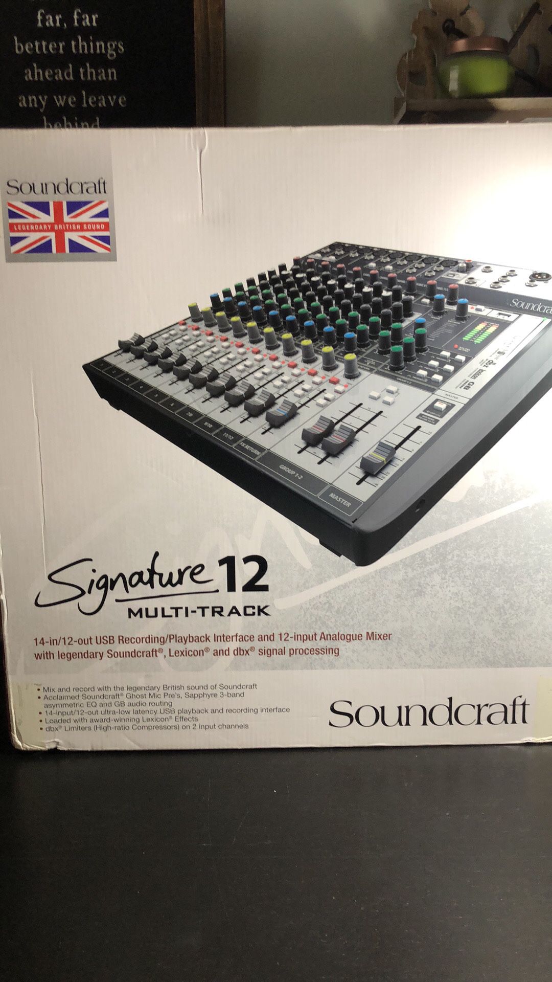 Soundcraft Signature 12 Multi-Track Soundboard