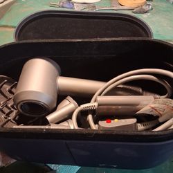 Dyson limited edition hairisrael