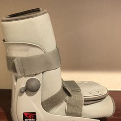 Orthopedic Walker Boot For Sprains / Fractured - Size M