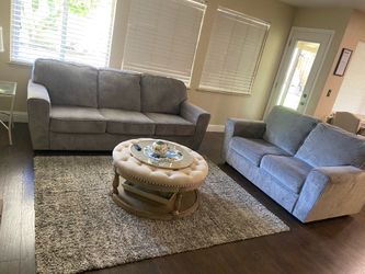 Couch & loveseat