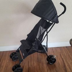 Kolcaft Cloud Umbrella Stroller, Brand New ( Price Firm!)