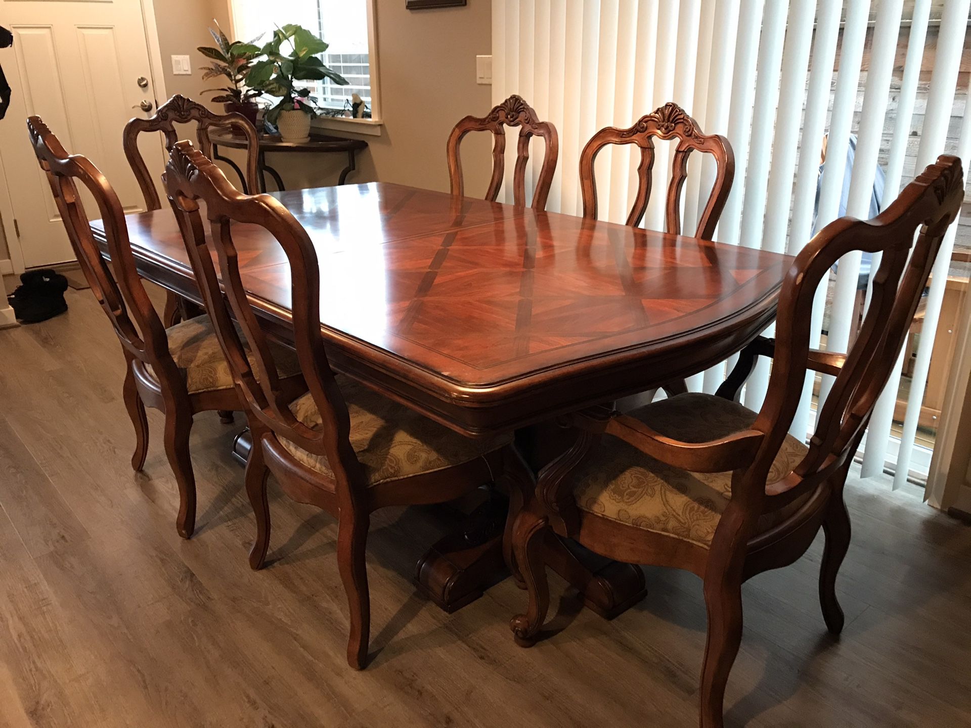 Ethan Allen Tuscany Verona dining set