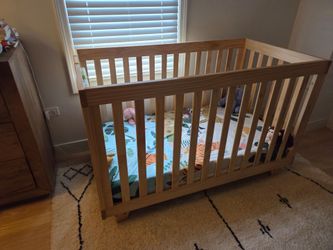 Crib with mattress