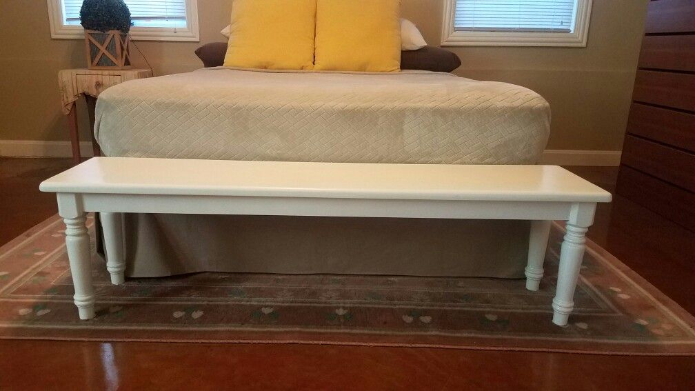 5 Foot Off White Bench