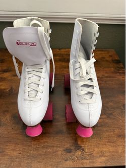 Women’s white Chicago roller skates
