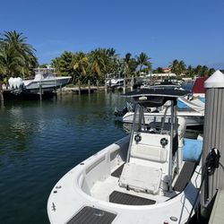 2006 Edge Water 25 Feet