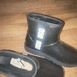 Black Ugg Boots