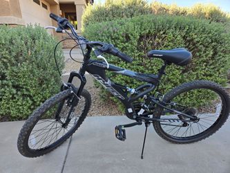 Boys 24 Inch mountain bike $40