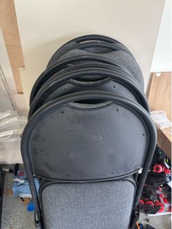 Foldable chairs