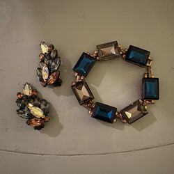 Gorgeous 1950s Vintage Clip-On Statement Earrings And Matching Bracelet